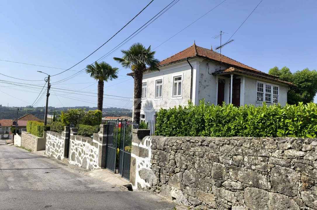 Moradia T5 para Venda em Santo Tirso, Couto (Santa Cristina e São Miguel) e Burgães Foto 4