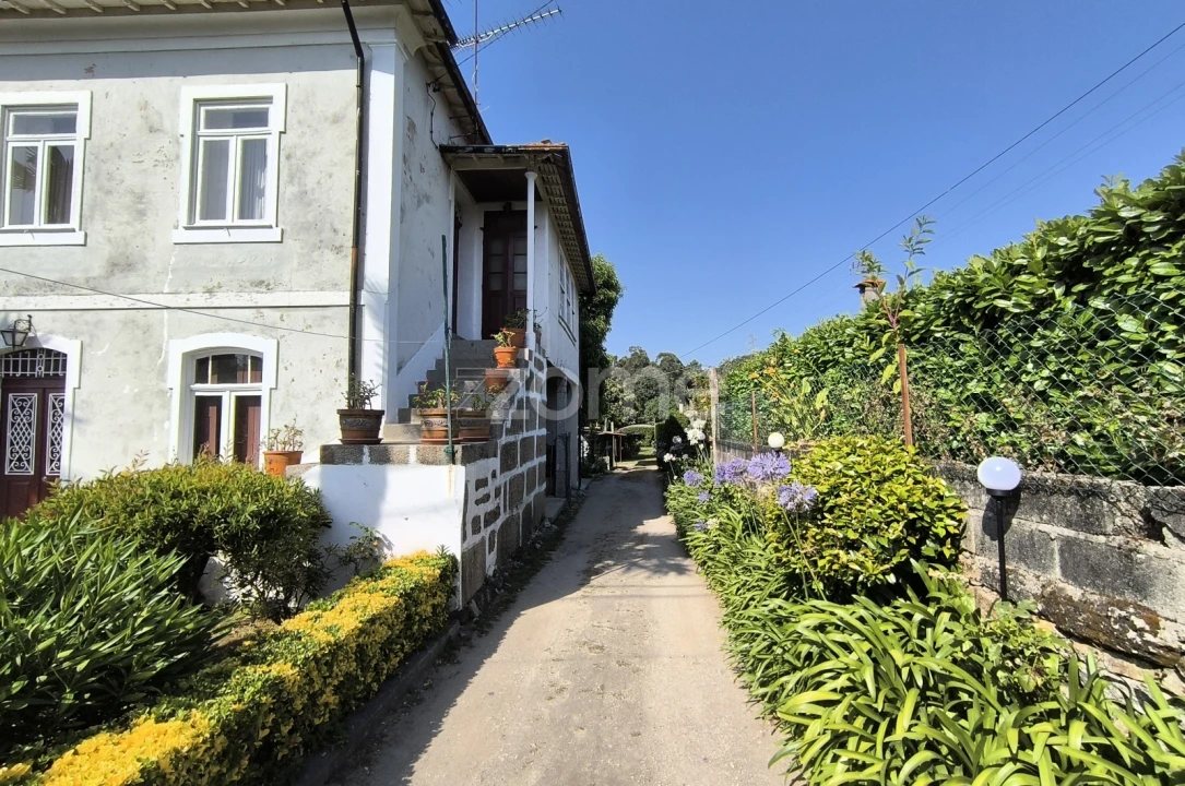 Moradia T5 para Venda em Santo Tirso, Couto (Santa Cristina e São Miguel) e Burgães Foto 5