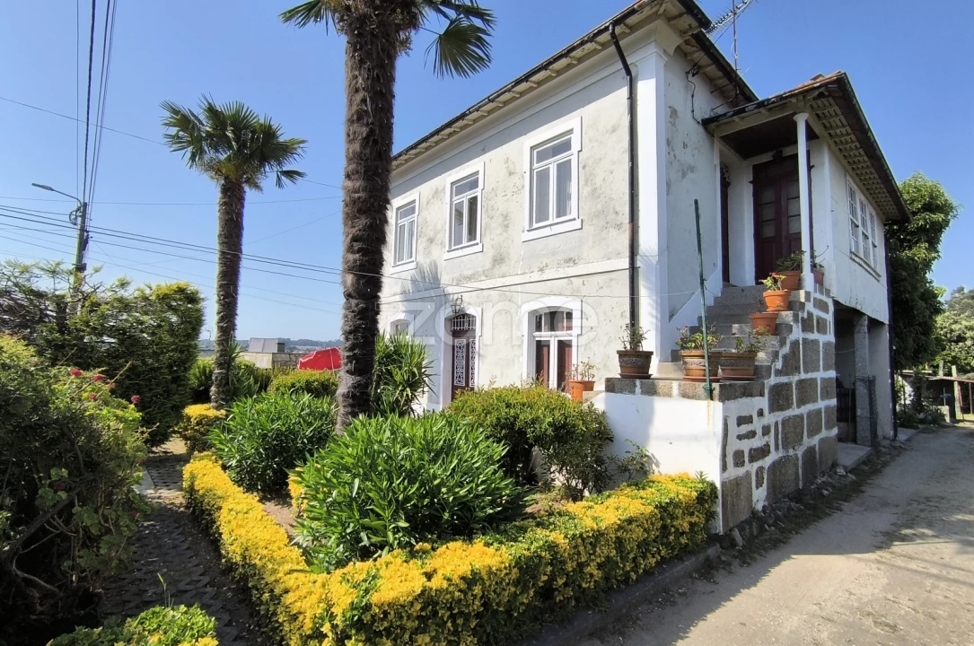 Moradia T5 para Venda em Santo Tirso, Couto (Santa Cristina e São Miguel) e Burgães Foto 3