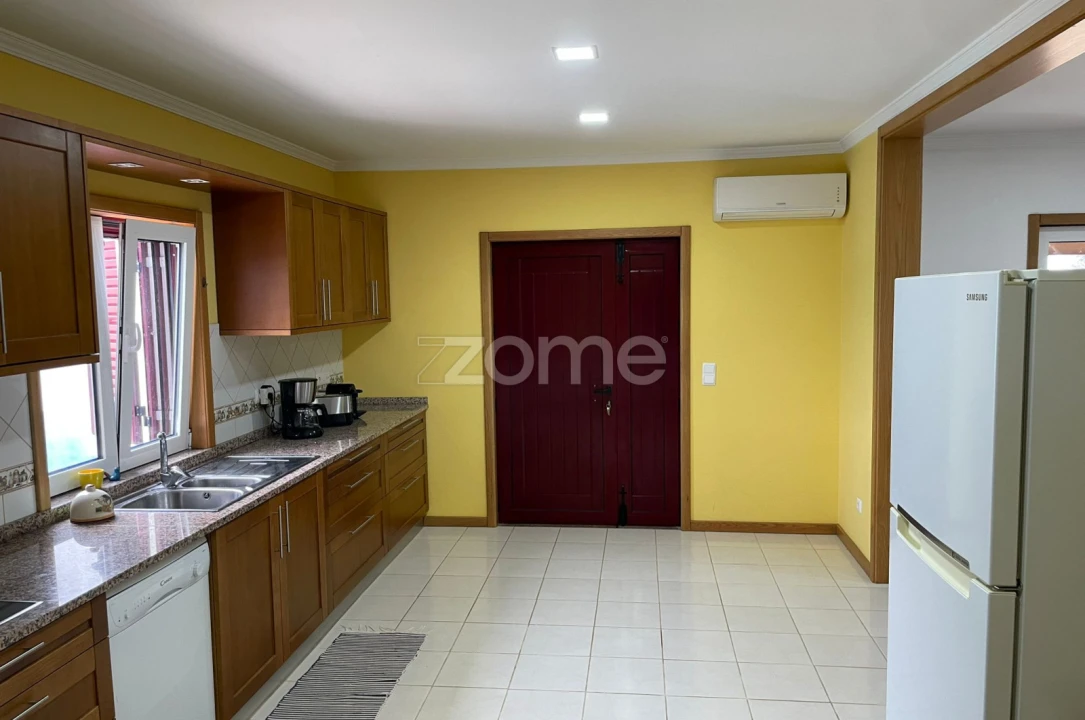 Moradia T3 para Venda em Vimieiro Foto 7