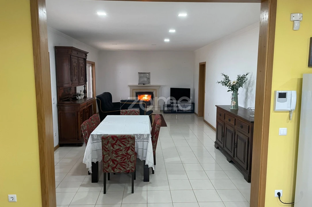 Moradia T3 para Venda em Vimieiro Foto 10