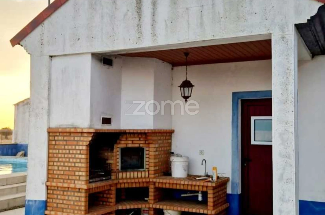 Moradia T3 para Venda em Vimieiro Foto 3