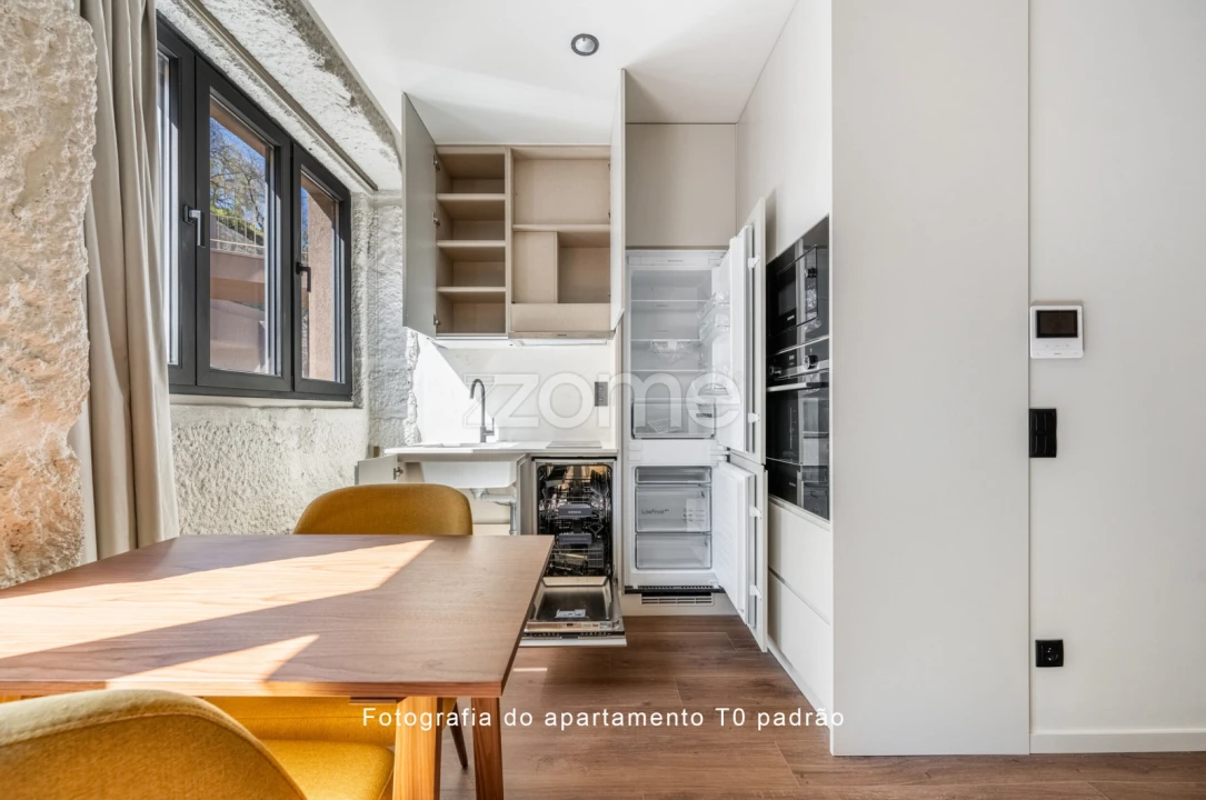 Apartamento T1 para Venda em Covilhã e Canhoso Foto 19