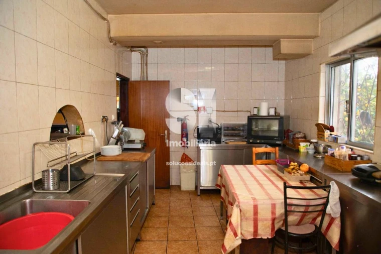 Negócio para Venda em Torgueda Foto 14