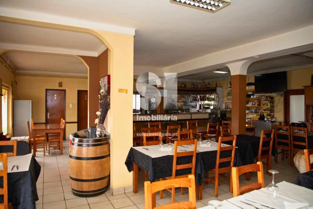 Negócio para Venda em Torgueda Foto 11