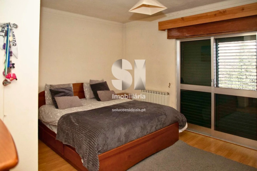 Negócio para Venda em Torgueda Foto 30