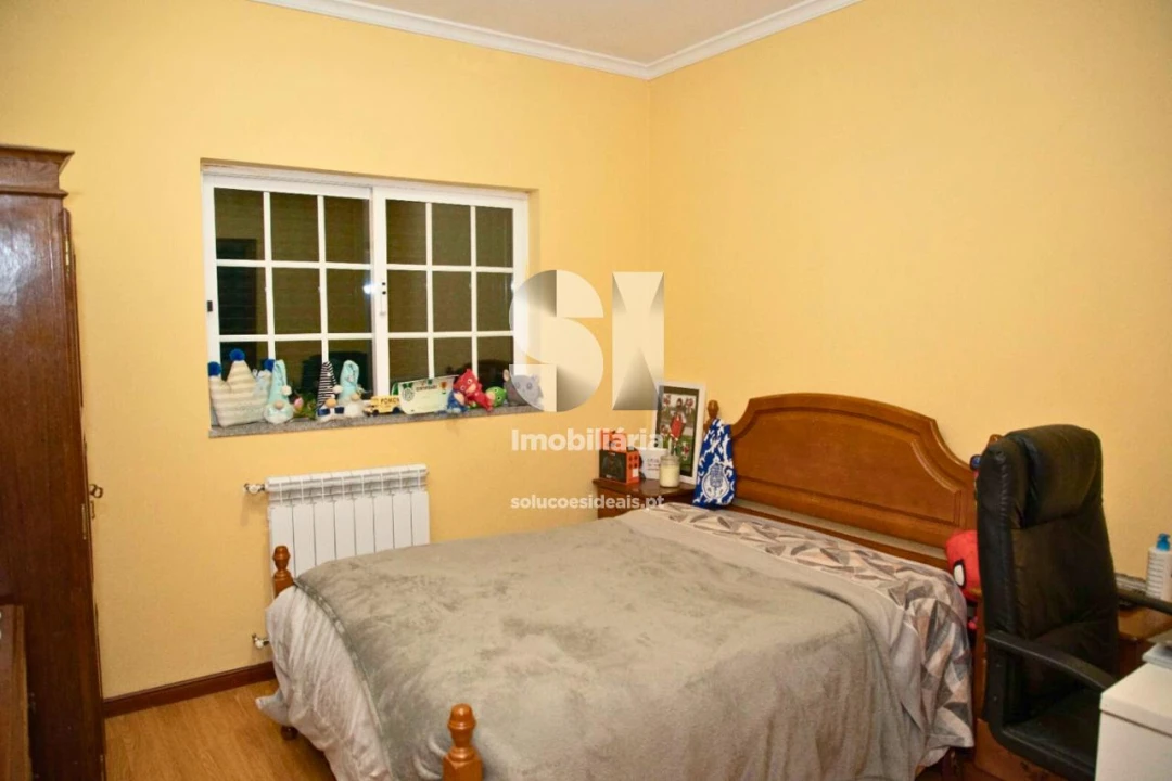 Negócio para Venda em Torgueda Foto 37