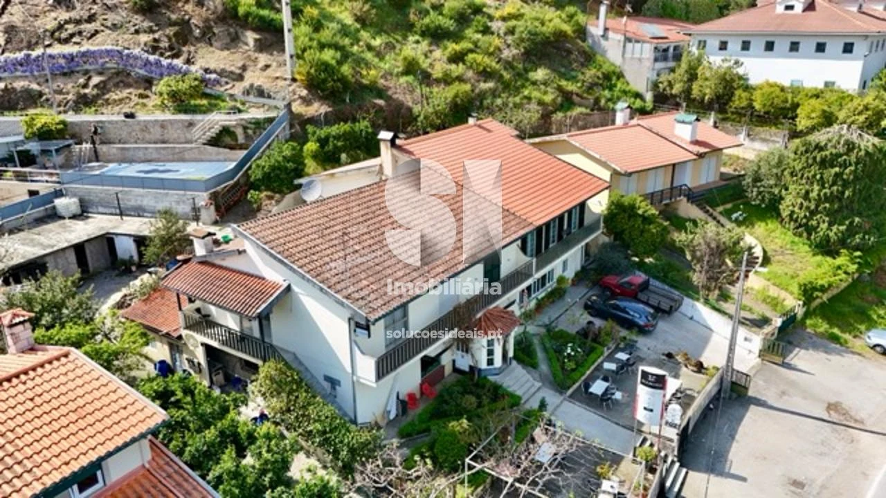 Negócio para Venda em Torgueda Foto 2