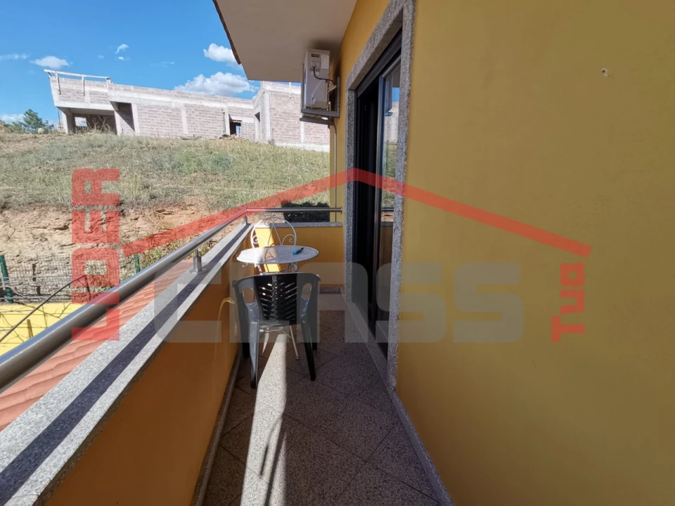 Moradia T4 para Venda em Mirandela Foto 6