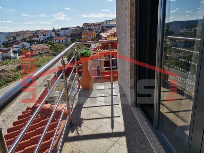 Moradia T4 para Venda em Mirandela Foto 7