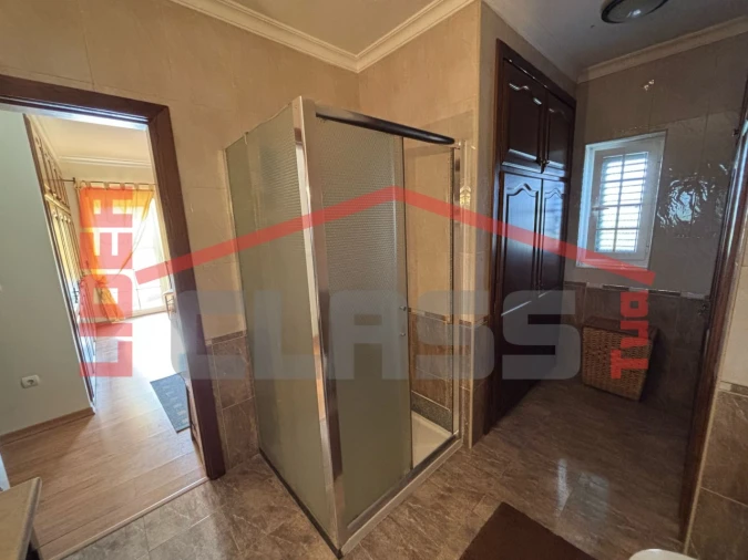 Moradia T6 para Venda em Vimioso Foto 22