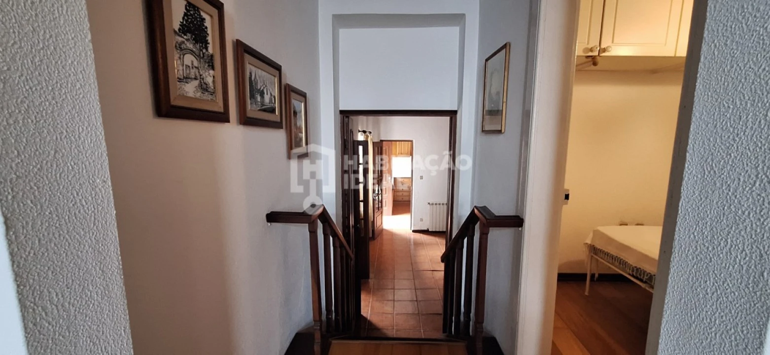 Moradia T3 para Venda em Soza Foto 27