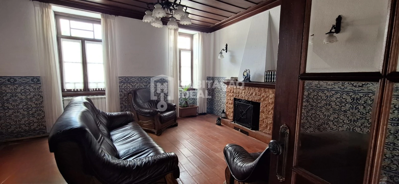 Moradia T3 para Venda em Soza Foto 35