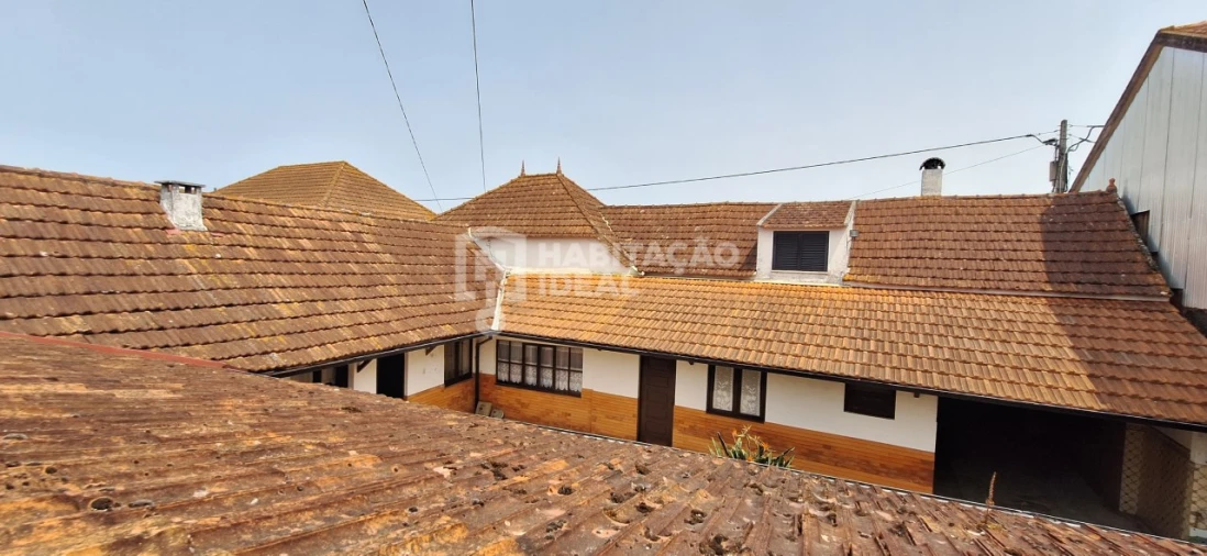 Moradia T3 para Venda em Soza Foto 10