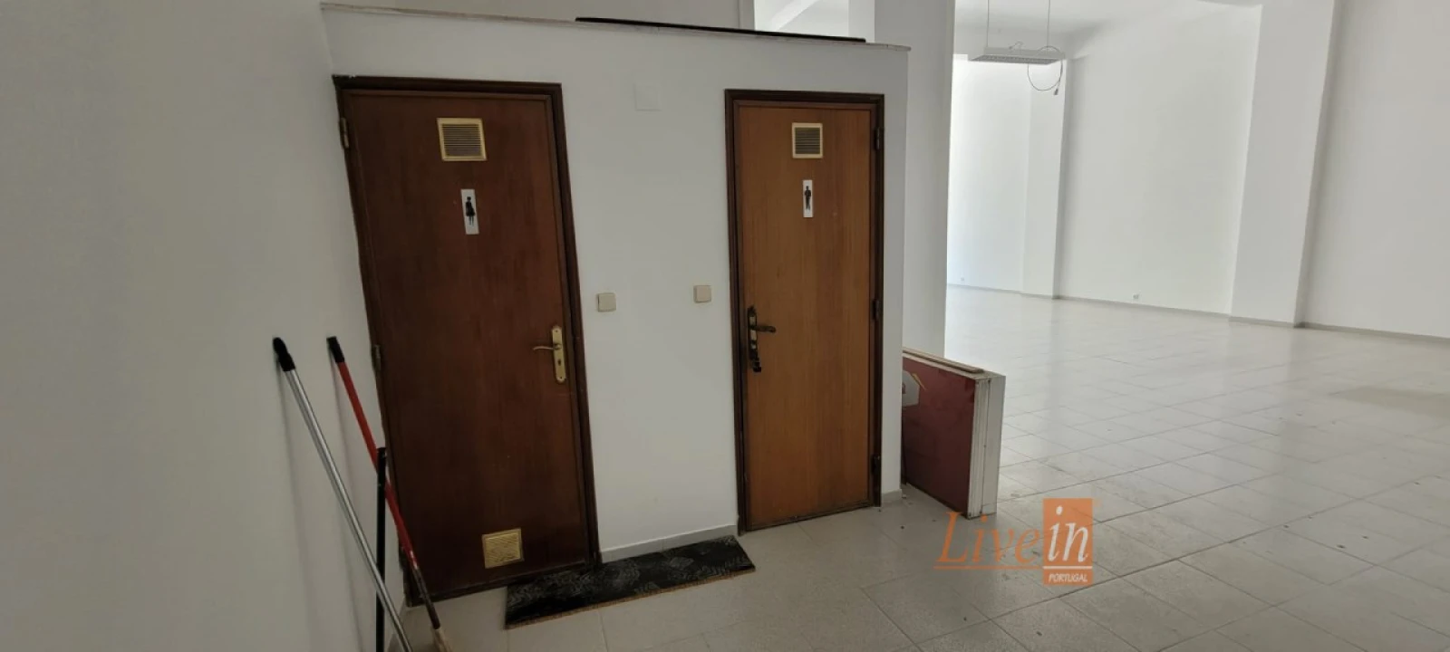 Loja para Arrendamento em Loures Foto 11