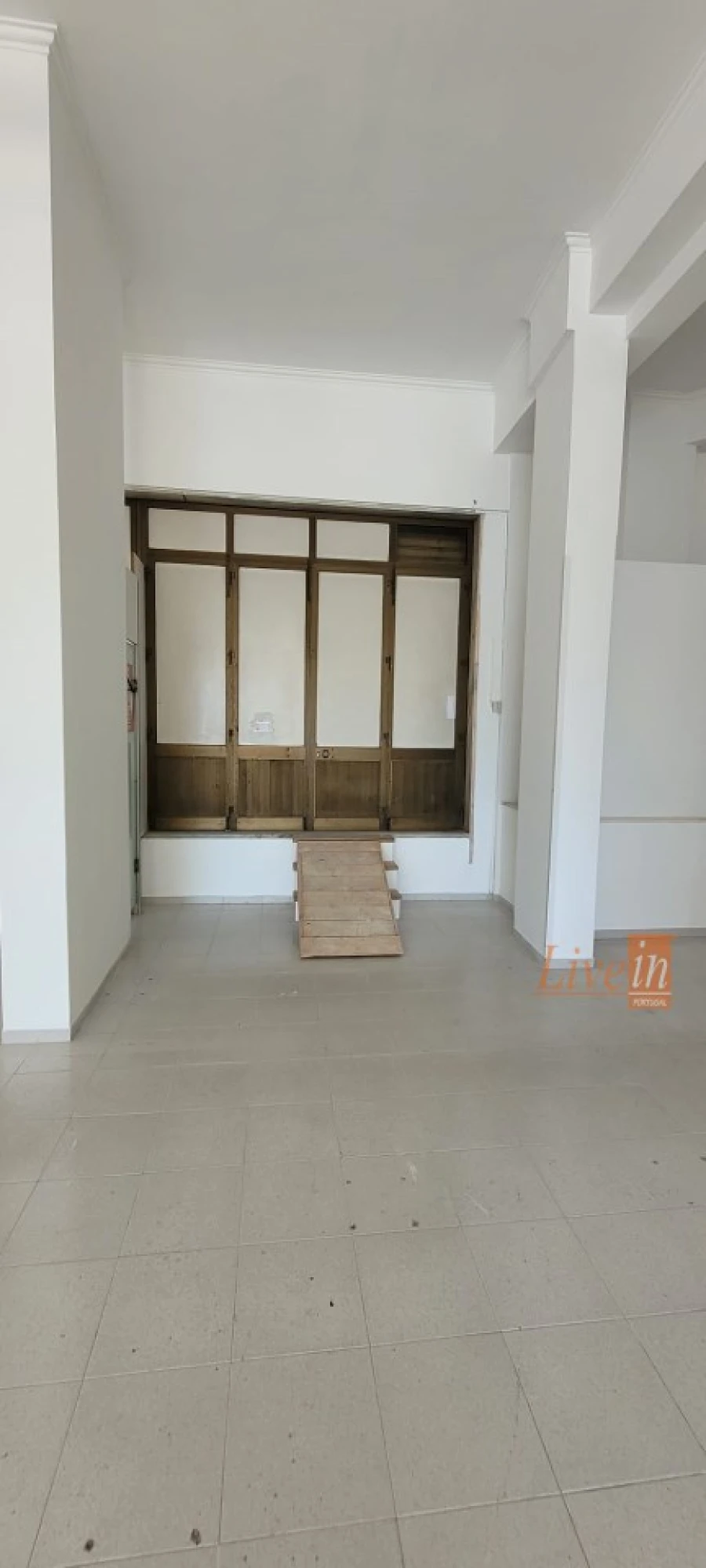 Loja para Arrendamento em Loures Foto 18