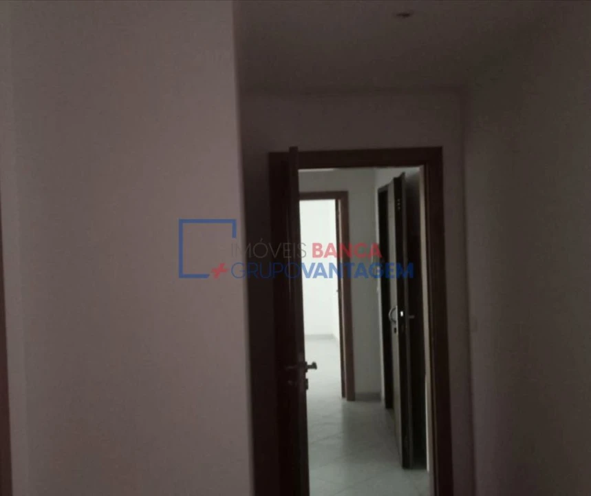 Apartamento T2 para Venda em Tavarede Foto 10