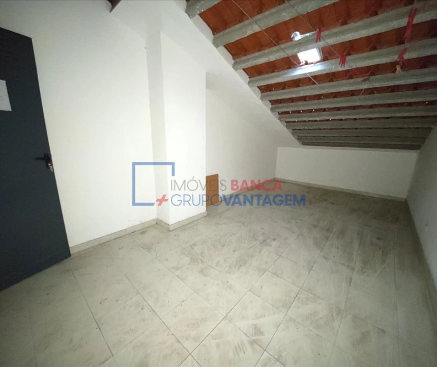 Apartamento T2 para Venda em Tavarede Foto 12