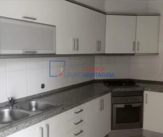 Apartamento T2 para Venda em Tavarede