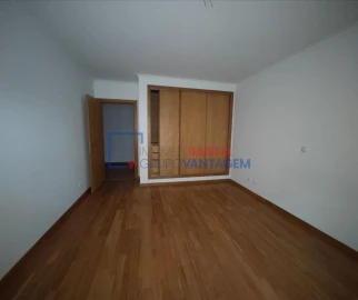 Apartamento T2 para Venda em Tavarede