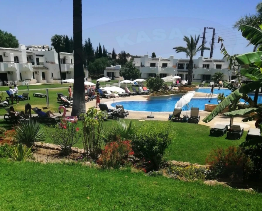 Apartamento T2 para Venda em Albufeira e Olhos de Água Foto 1