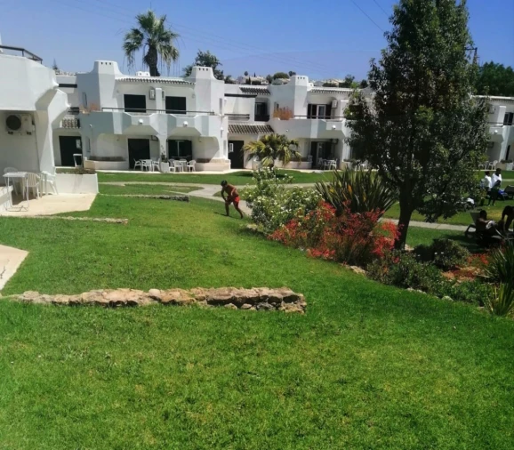 Apartamento T2 para Venda em Albufeira e Olhos de Água Foto 4