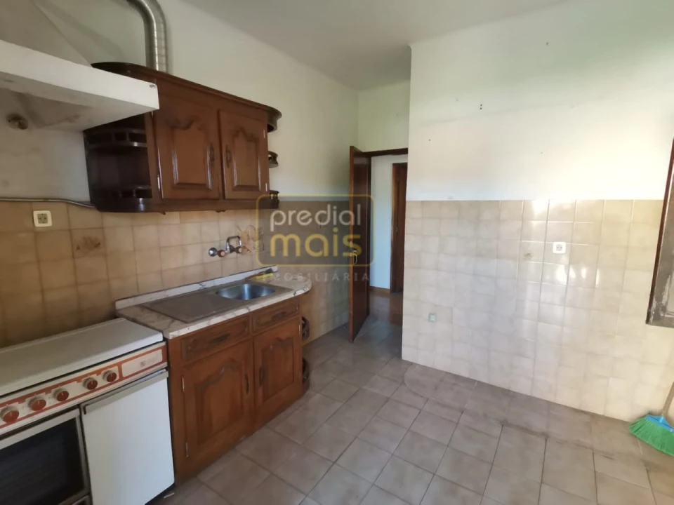 Moradia T5 para Venda em Ruivães e Novais Foto 2