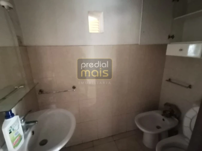 Moradia T5 para Venda em Ruivães e Novais Foto 11