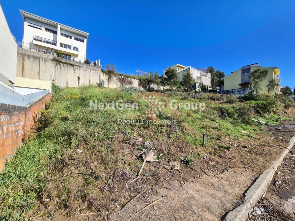 Terreno para Venda em Rio Tinto Foto 3