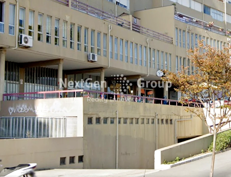 Garagem para Venda em Matosinhos e Leça da Palmeira Foto 2