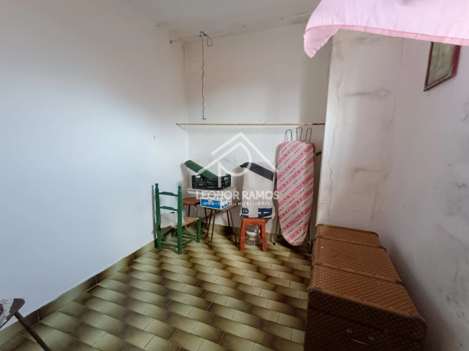 Moradia T3 para Venda em Escalos de Baixo e Mata Foto 11