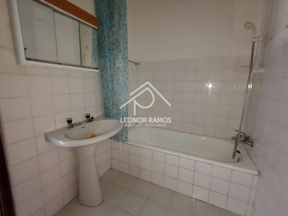 Moradia T3 para Venda em Escalos de Baixo e Mata Foto 15