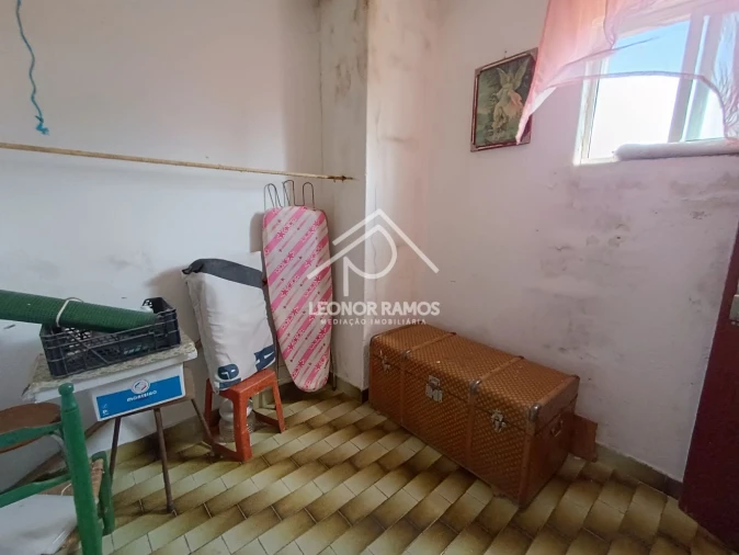 Moradia T3 para Venda em Escalos de Baixo e Mata Foto 12