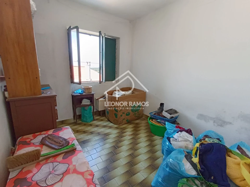 Moradia T3 para Venda em Escalos de Baixo e Mata Foto 17