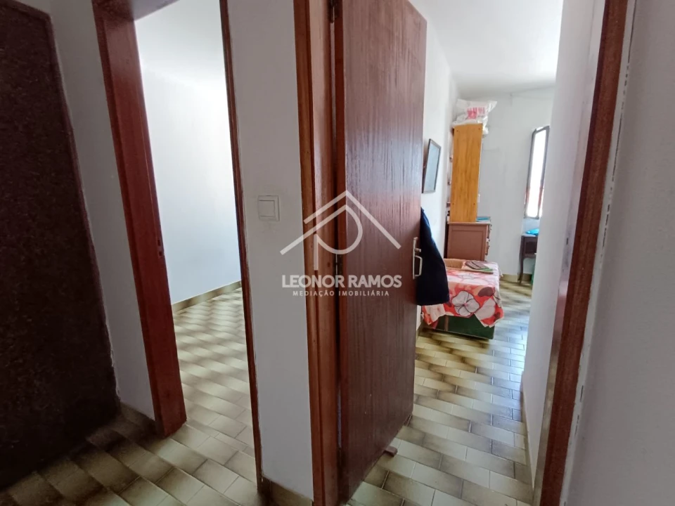 Moradia T3 para Venda em Escalos de Baixo e Mata Foto 16