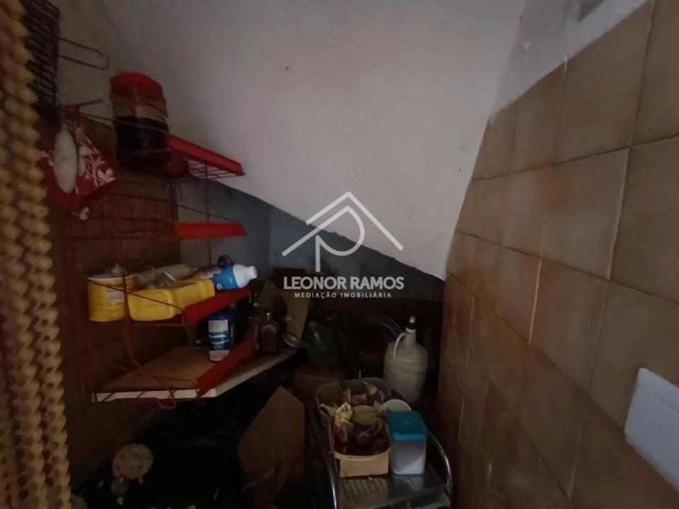 Moradia T3 para Venda em Escalos de Baixo e Mata Foto 5