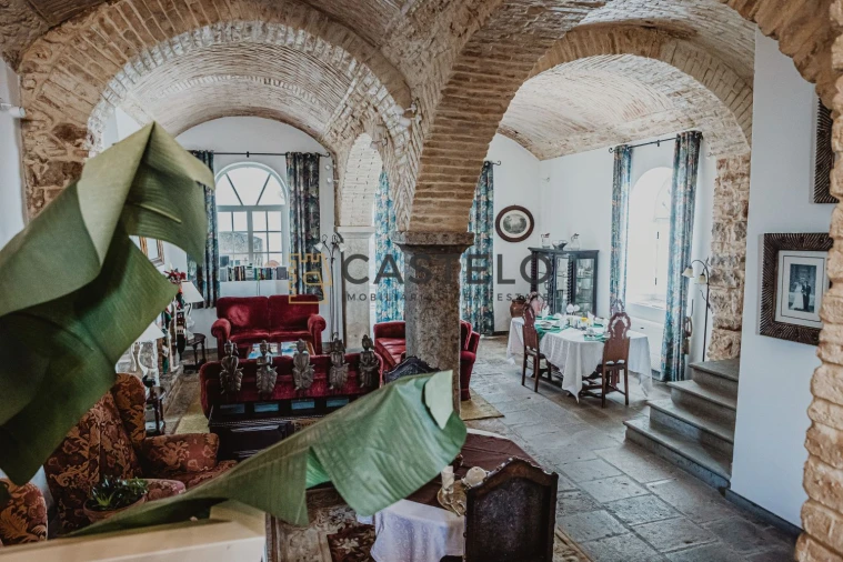 Moradia T9 para Venda em Conceição e Estoi Foto 3