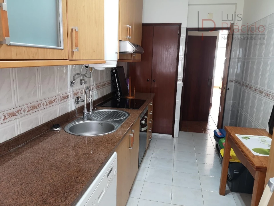 Apartamento T3 para Venda em Santiago do Cacém, Santa Cruz e São Bartolomeu da Serra Foto 3