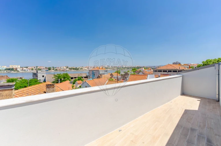 Moradia T3 para Arrendamento em Amora Foto 27