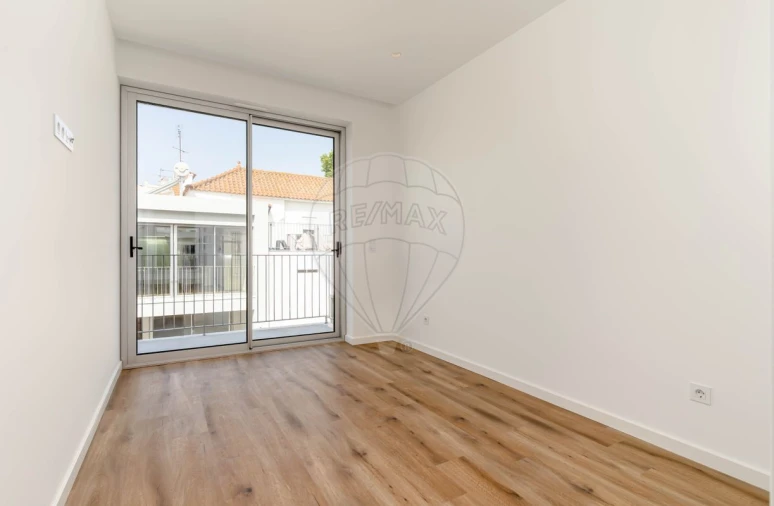 Moradia T3 para Arrendamento em Amora Foto 15