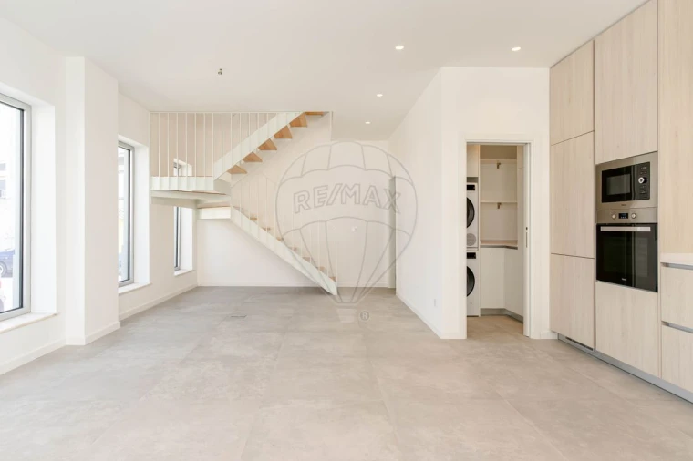 Moradia T2 para Arrendamento em Amora Foto 6