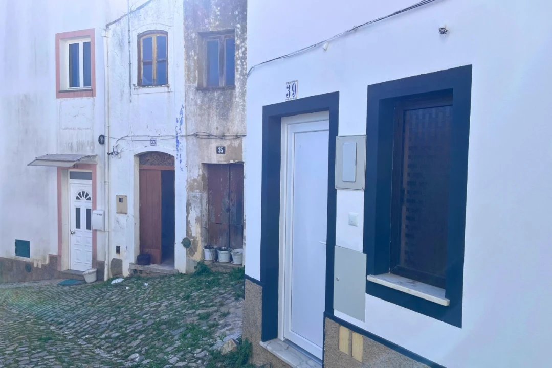 Moradia T1 para Venda em Monchique Foto 4