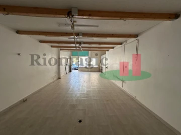 Loja para Venda em Loures