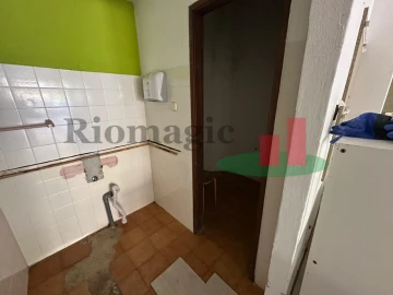 Loja para Venda em Loures