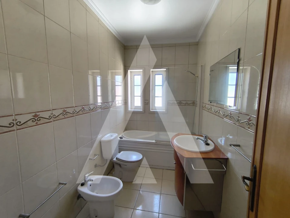 Moradia T4 para Venda em Albergaria-A-Velha e Valmaior Foto 13