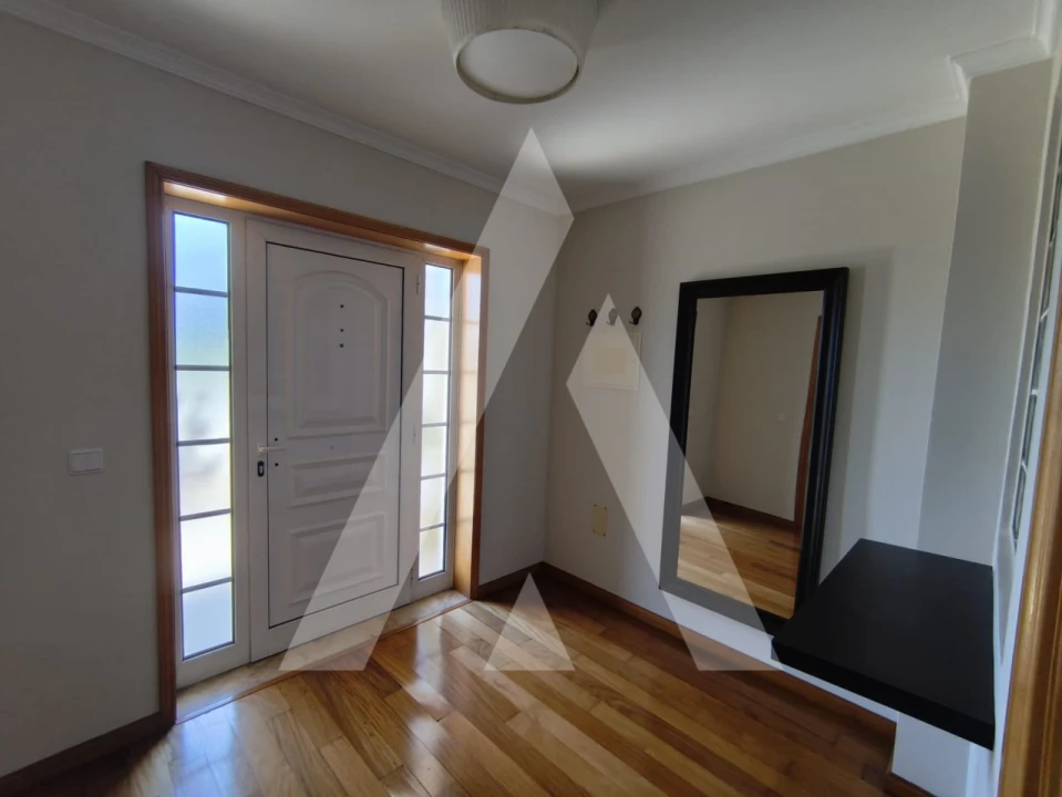 Moradia T4 para Venda em Albergaria-A-Velha e Valmaior Foto 5