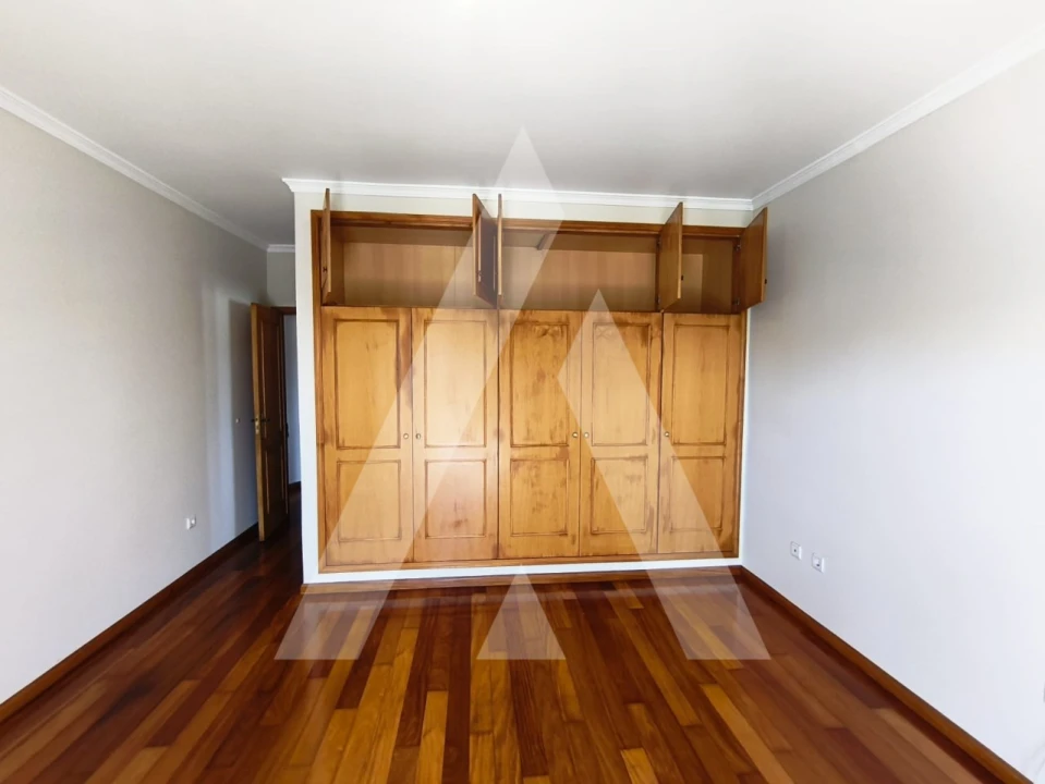 Moradia T4 para Venda em Albergaria-A-Velha e Valmaior Foto 9