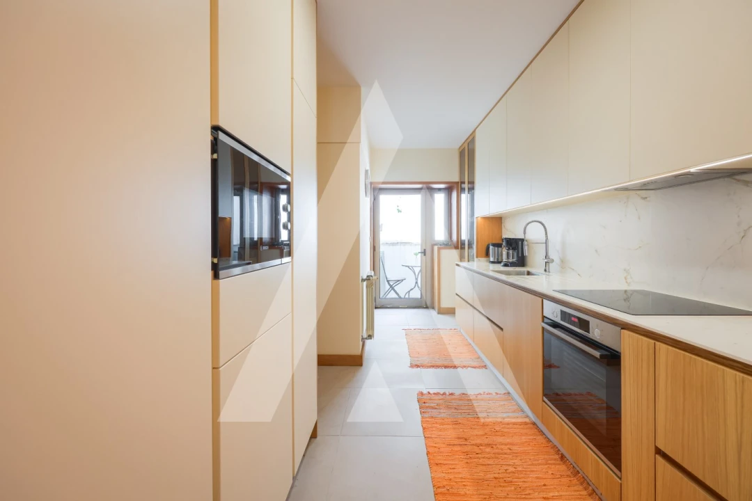 Apartamento T3 para Venda em Glória e Vera Cruz Foto 4