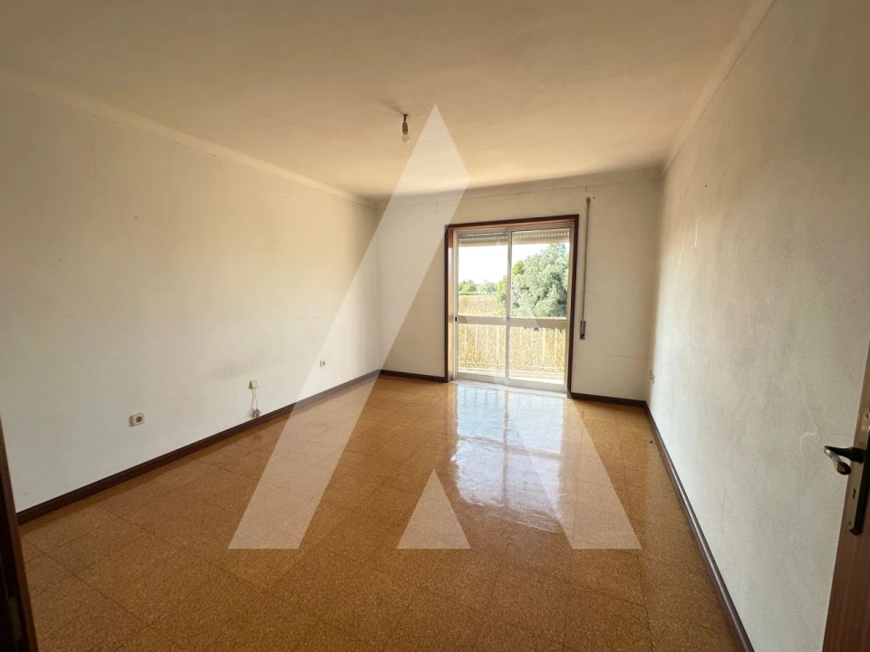 Moradia T2 para Venda em Sangalhos Foto 7