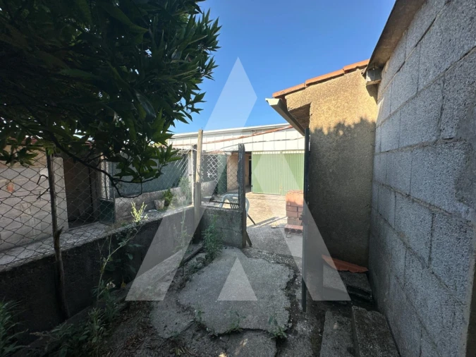 Moradia T2 para Venda em Sangalhos Foto 34